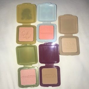 Benefit Makeup - BENEFITS- mini blush and bronzer collection Benefit Makeup - BENEFITS- mini blush and bronzer collection